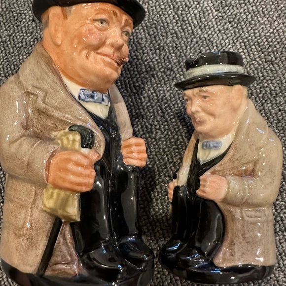 Winston Churchill Toby Jug Set of 2 - Picture 9 of 14